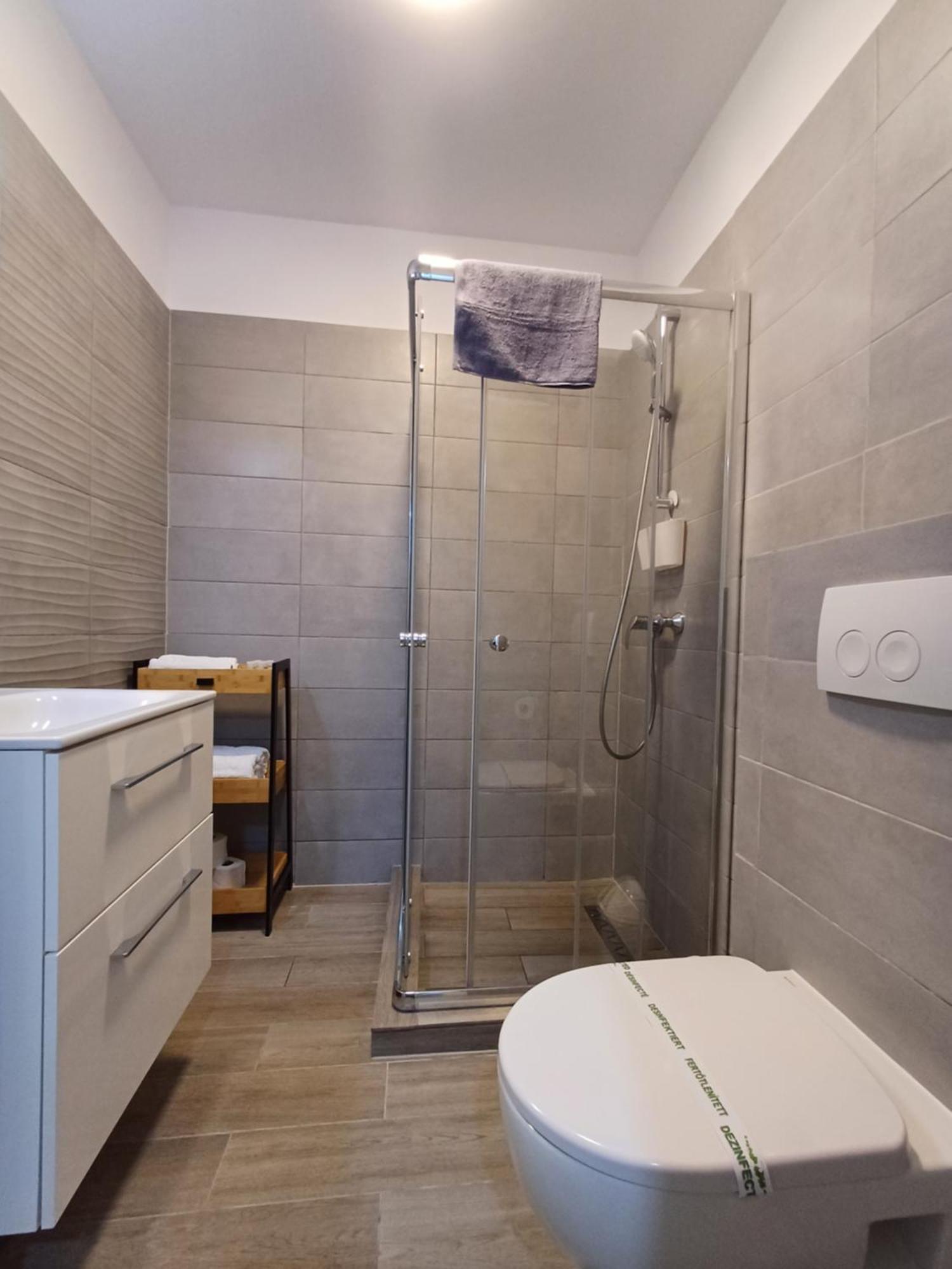 Sunrise Mv 14 Apartment Mamaia Exterior photo