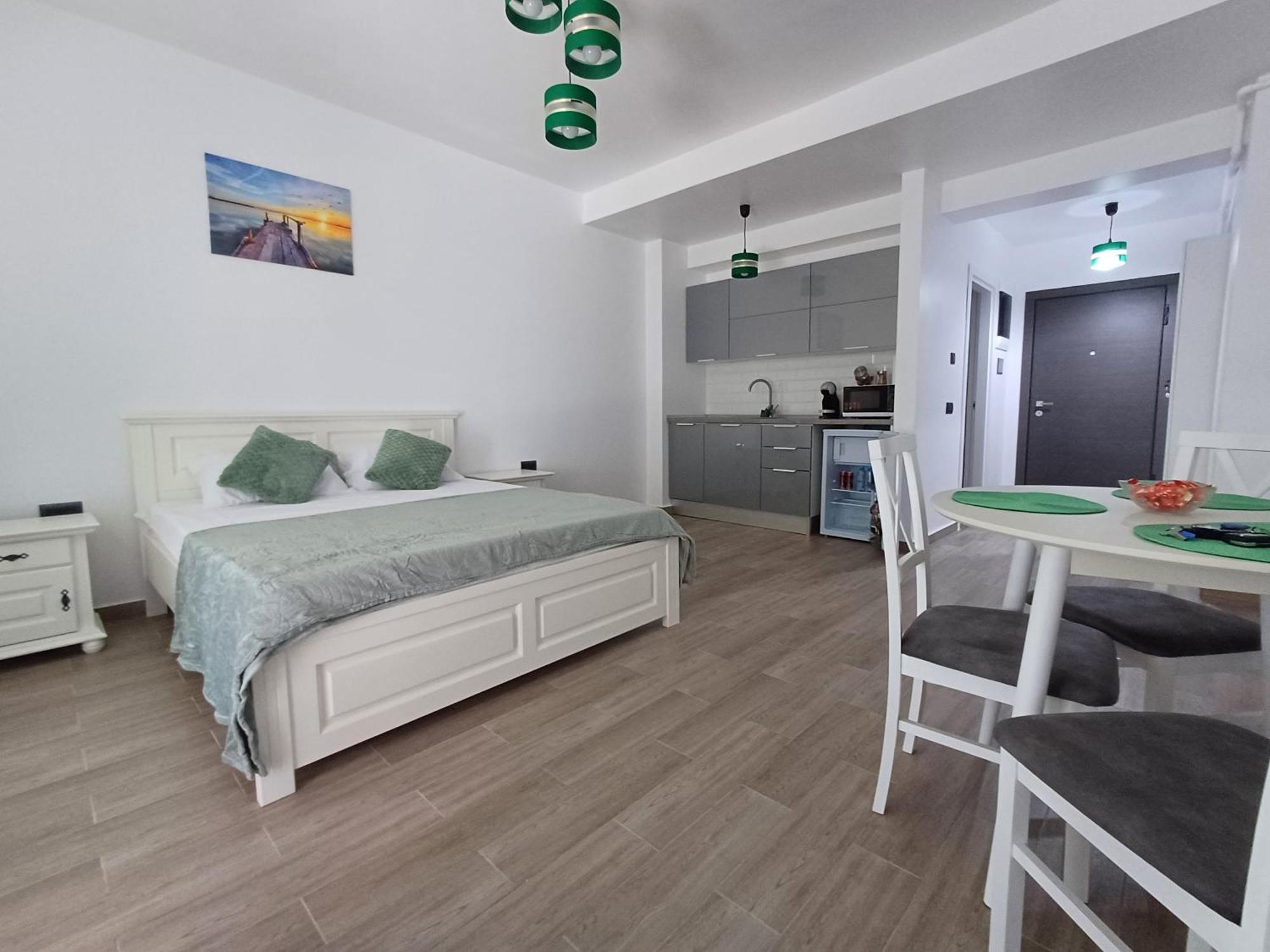 Sunrise Mv 14 Apartment Mamaia Exterior photo
