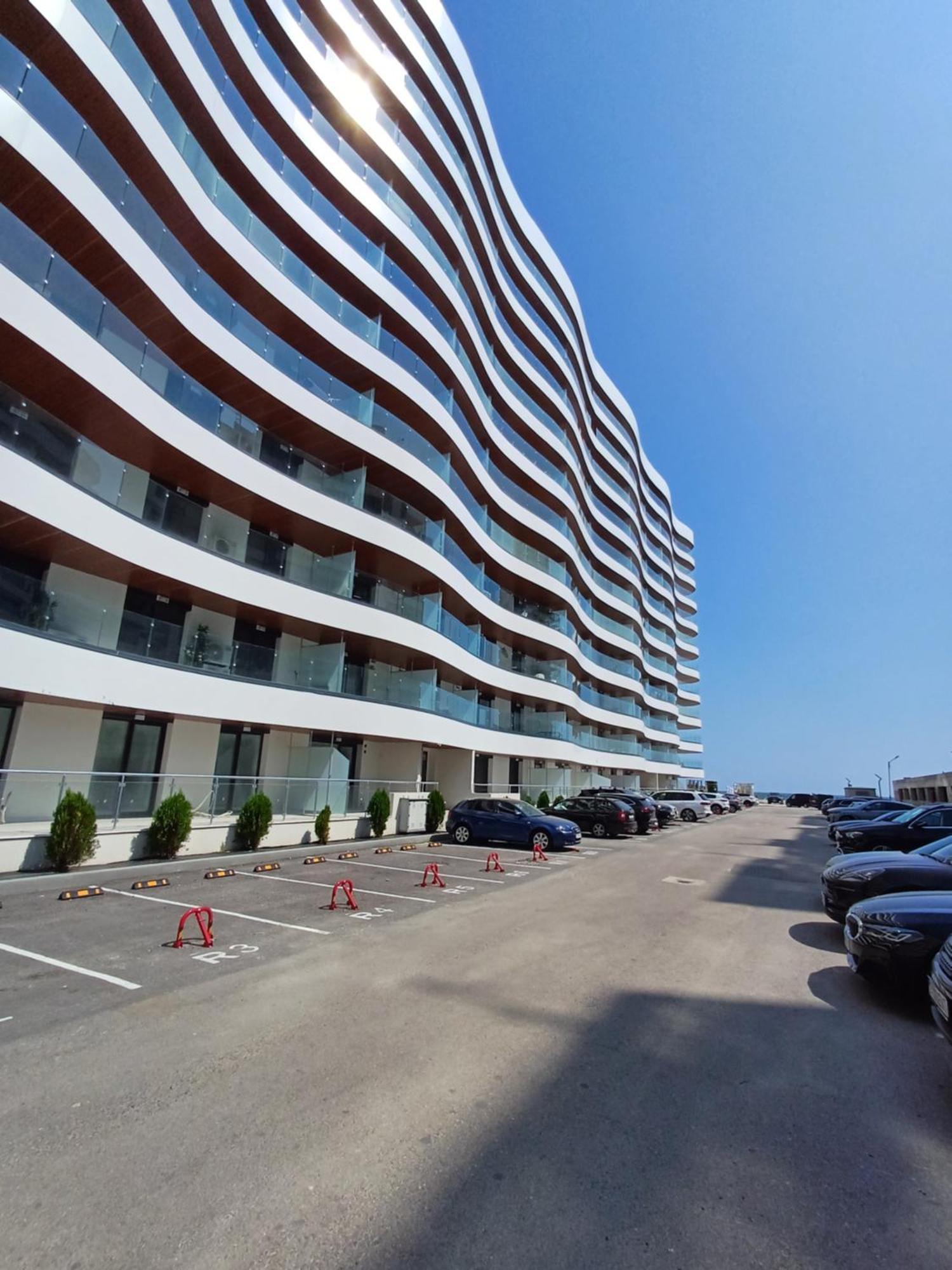 Sunrise Mv 14 Apartment Mamaia Exterior photo